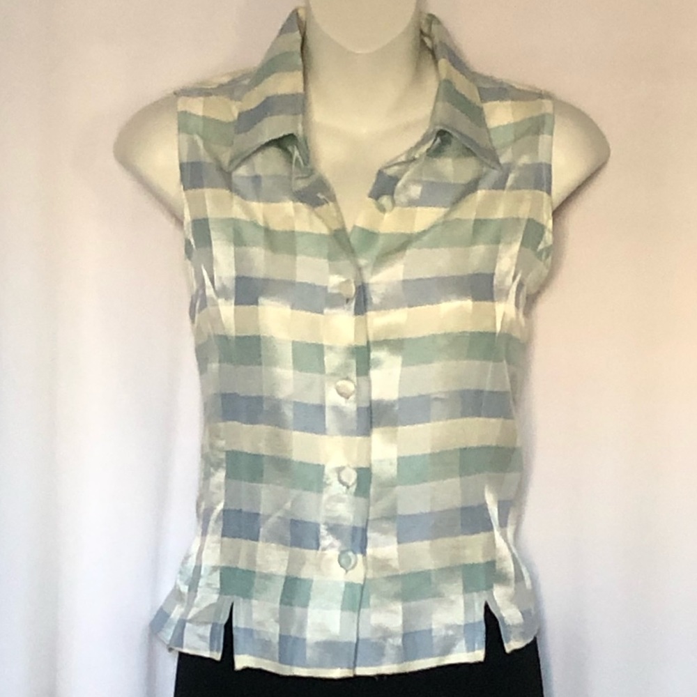 Beautiful Satin-like Sleeveless Shirt